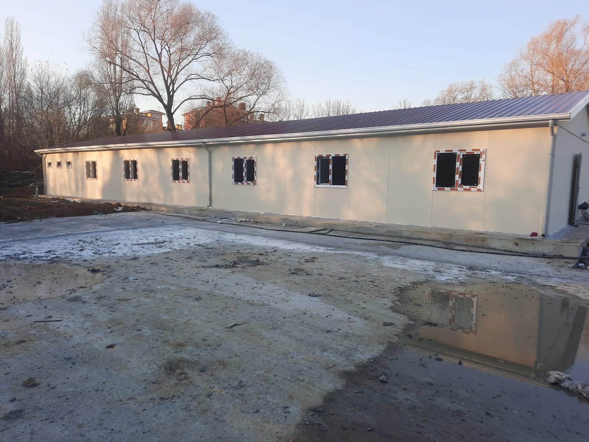 Prefabrik Askeri Bina